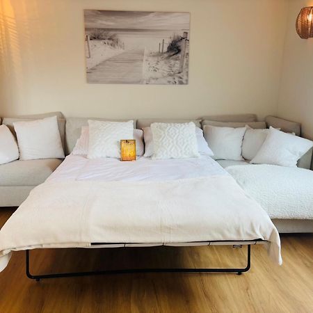Kuestenkojen Mit 4 Ferienwohnungen Fuer 1 Bis 8 Pers Mit Diversen Schlafzimmern, Garten Oder Balkon Бюзум Екстер'єр фото